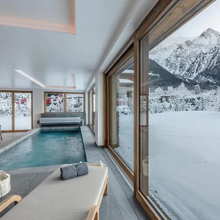 De Luxe Avec Piscine Interieure Et Sauna, Proche - Fr-1-343-261 Σαμονί