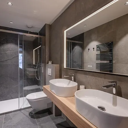 Σαλέ De Luxe Avec Piscine Interieure Et Sauna, Proche - Fr-1-343-261 Σαμονί